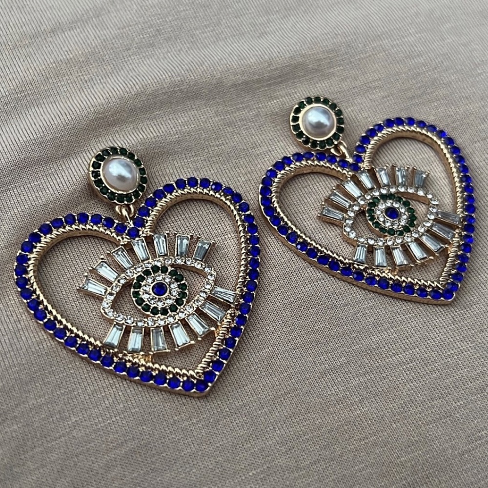 Heart Rhinestone Drop Earrings - Picture 2 of 7